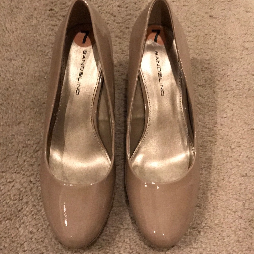 New Bandolino Cream Colored Patent Leather heels.